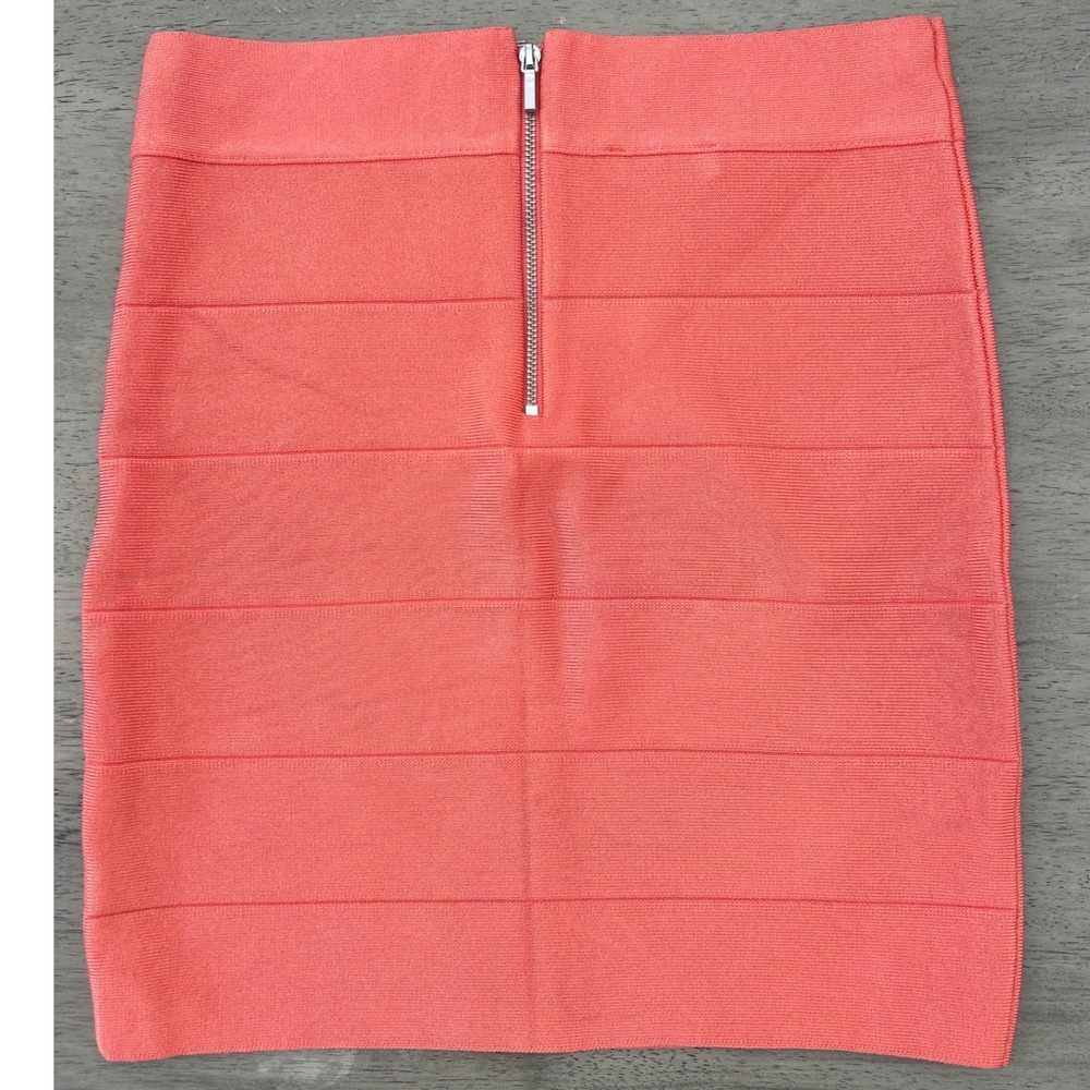 Bebe Coral Pink‎ Bandage Mini Skirt Bodycon High Waist Size Medium M Zip Back - Picture 6 of 7